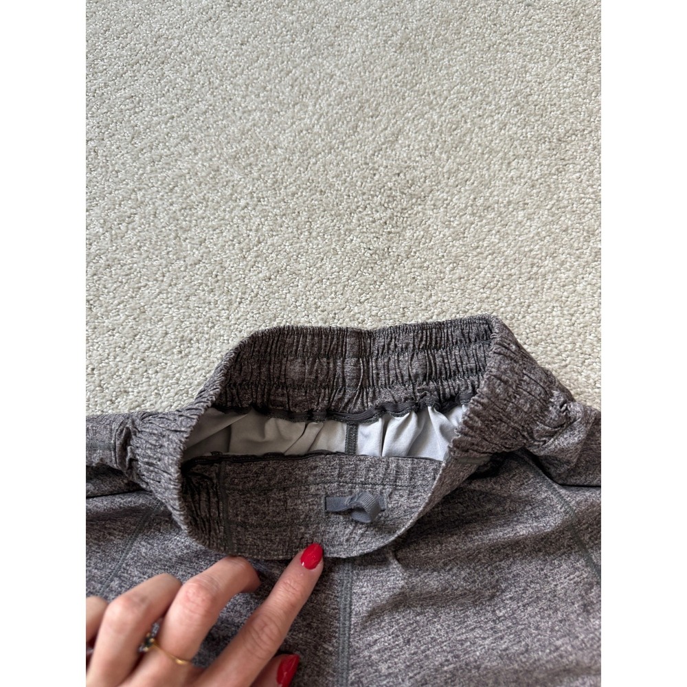 Lululemon Hotty Hot High Rise Running Shorts Heathered Grey Size 0 - Picture 4 of 6